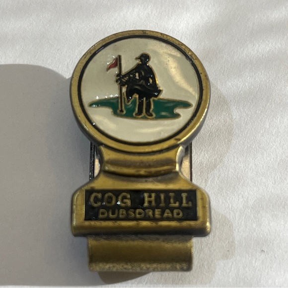 Cog Hill Dubsdread golf ball marker hat clip - Picture 1 of 4